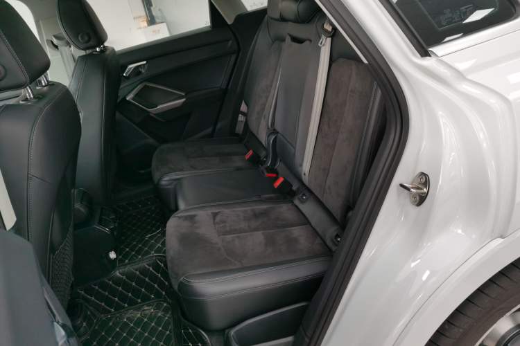 Used Audi Q3 2021 35 TFSI Fashion Dynamic Model