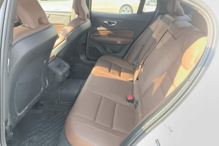 Used Volvo S60 2025 B4 Zhiyi Luxury Edition