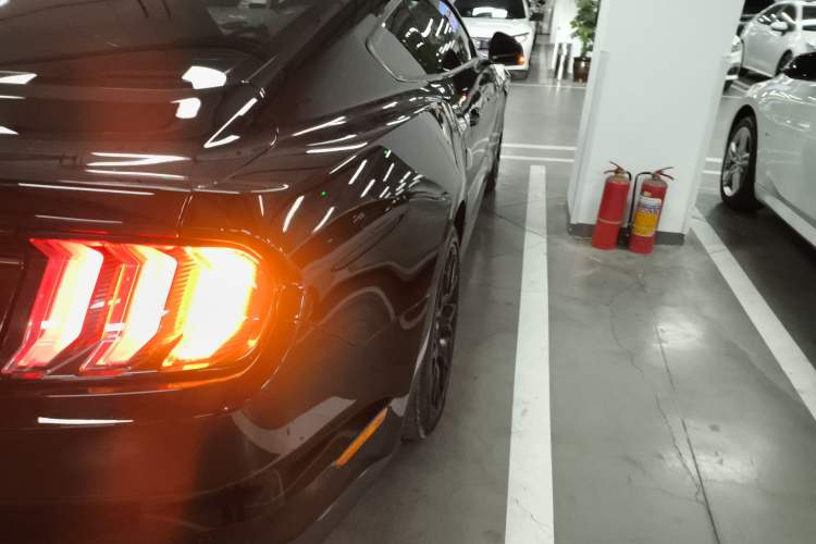 Used Ford Mustang 2020 2.3L EcoBoost Right Rear Taillight