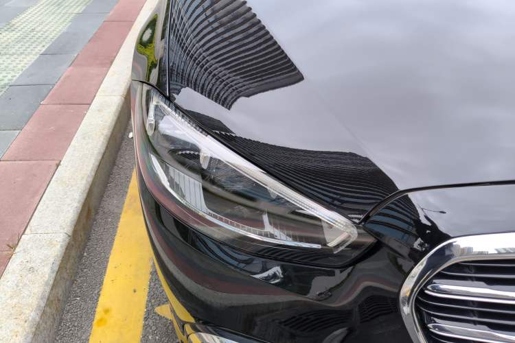 Used Mercedes-Benz S-Class 2023 Updated S 400 L Luxury Edition Right Front Headlight