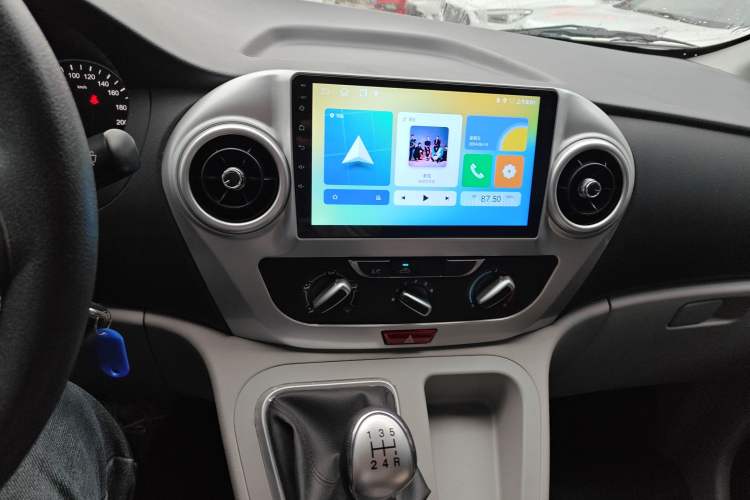 Used JAC Refine M3 2023 PLUS 1.5T 5/7-seat Classic Edition