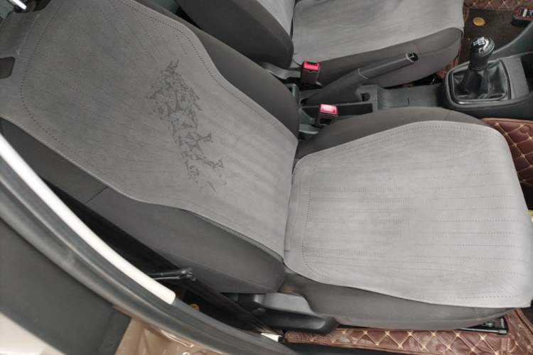 Used Volkswagen Jetta 2015 Zhuihui Edition 1.4L Manual Fashion Model