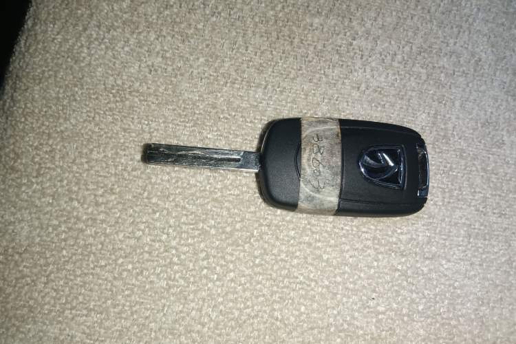 Used Baojun 730 2021 1.5L Manual Fashion Version 7 Seats Vehicle Key