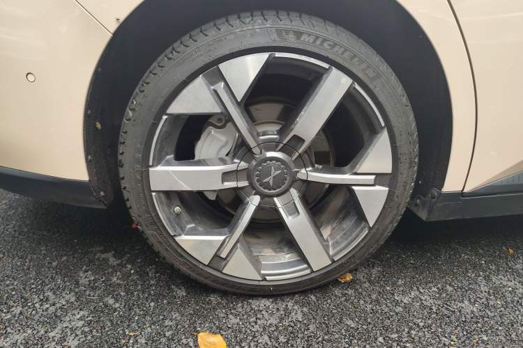 Used XPeng MONA M03 2024 580 with Ultra-Long Range Max Right Rear Wheel Hub