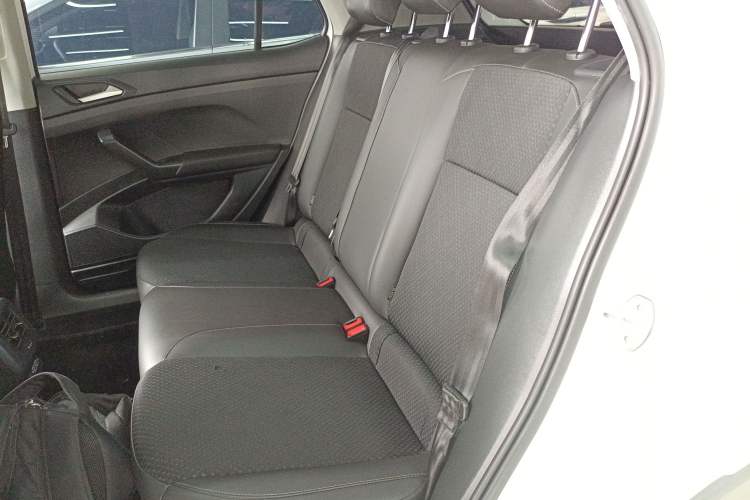 Used Volkswagen Tacqua 2021 1.5L Automatic Yue Zhi Lian Edition Left Rear Seat