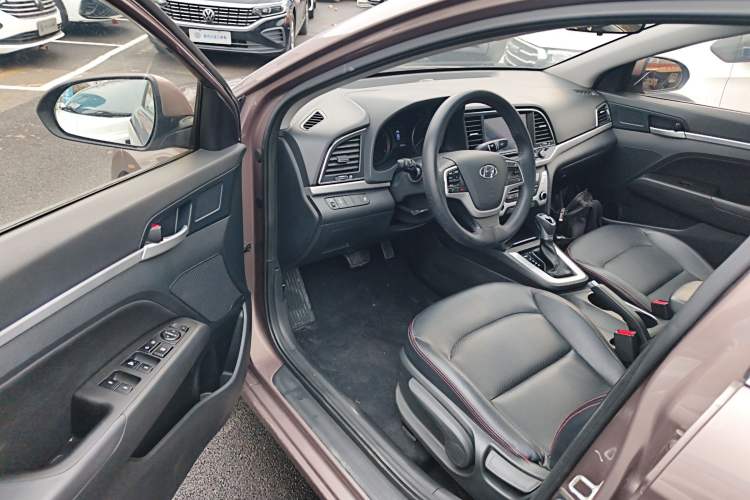Used Hyundai Elantra (6th Generation / Lingdong) 2016 1.6L Automatic ZhiXuan – Elite Version Driver Seat