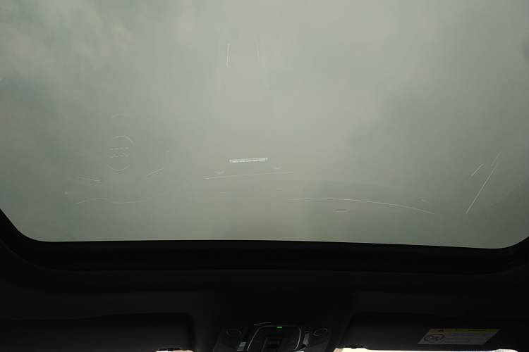 Used Audi A4L 2023 40 TFSI Luxury Dynamic Model Headliner