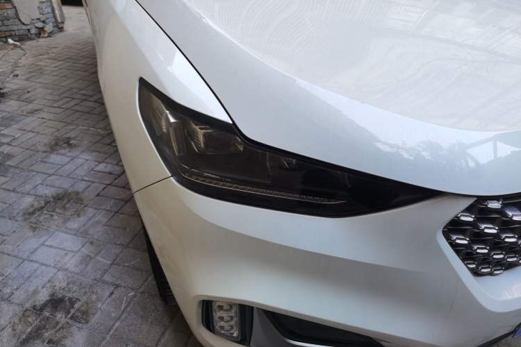 Used Wey VV6 2021 2.0T Two-Wheel Drive Smart Plus
