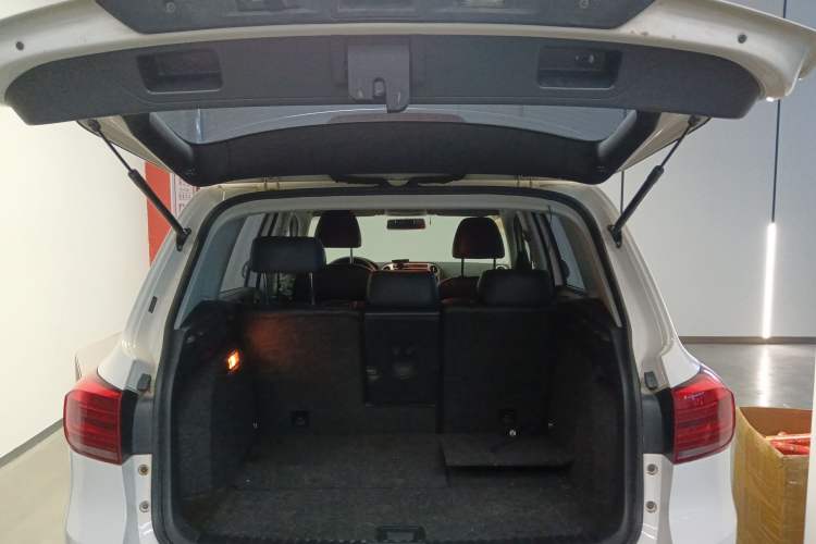 Used Volkswagen Tiguan L 2013 1.8 TSI Automatic Two-Wheel Drive Comfort Edition