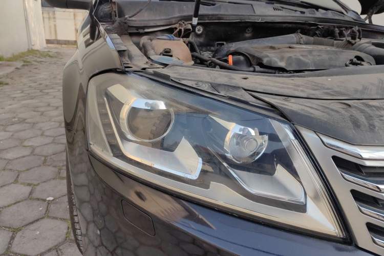 Used Volkswagen Magotan 2012 1.8TSI Luxury Model
