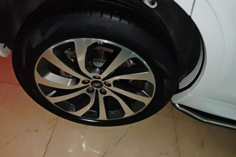 Used Land Rover Discovery Sport 2022 Revised Version 249 PS R-Dynamic S Performance Edition 5 Seats Exterior 8