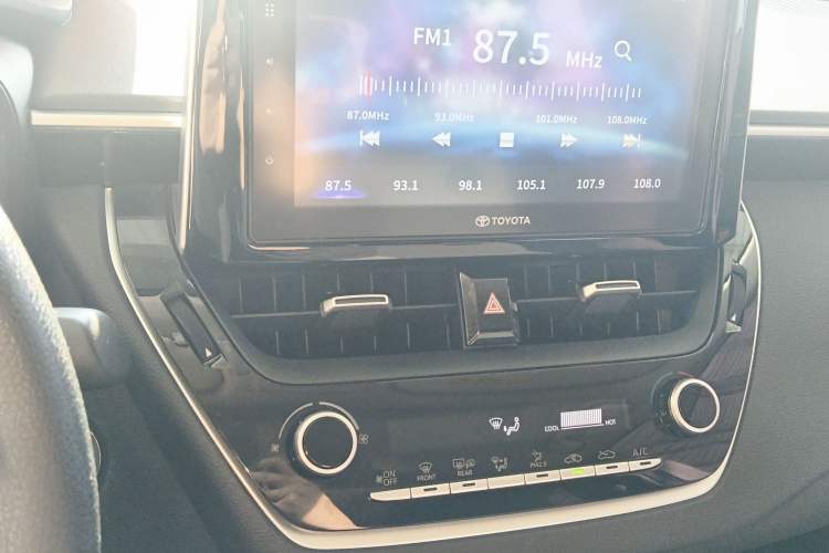 Used Toyota Corolla 2019 1.2T S-CVT GL-i Elite Edition Audio And AC Panel