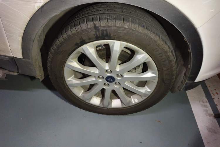 Used Ford Kuga 2015 1.5L GTDi Four-Wheel-Drive Elite Model