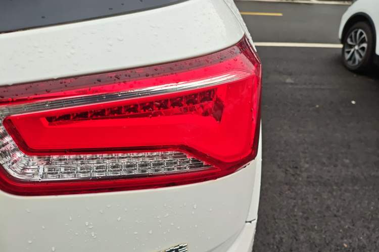 Used Baojun 560 2016 1.8L Manual Luxury Edition Right Rear Taillight