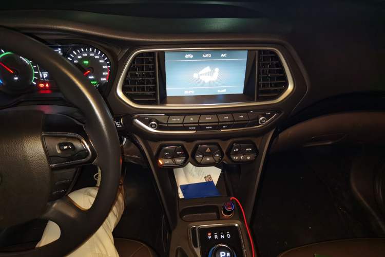 Used GAC Group Qizhi PHEV 2019 1.5L Smart Connect Luxury Edition
