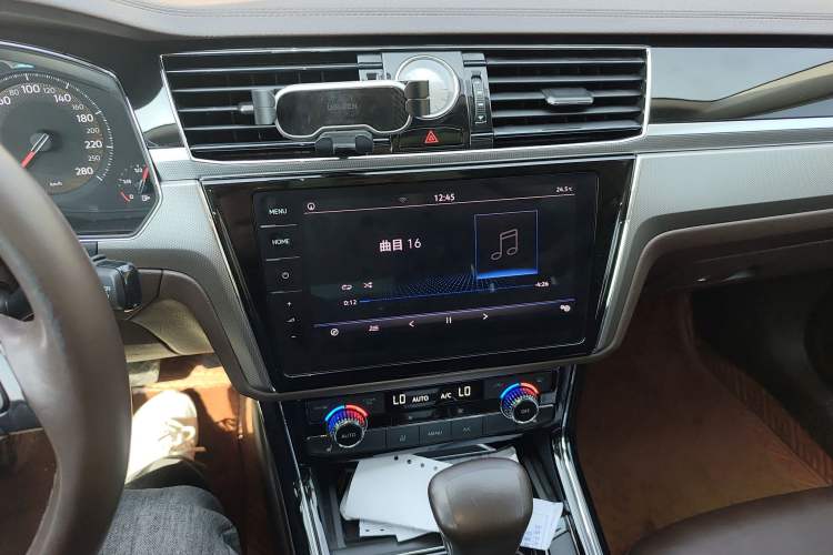 Used Volkswagen Phideon 2021 380TSI Luxury Edition
