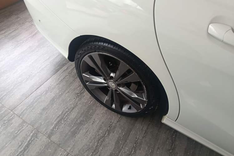 Used Mercedes-Benz CLA 2016 Refreshed CLA 200 Sport Edition Right Rear Wheel Hub