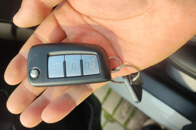 Used Nissan Sylphy 2022 Classic 1.6XE CVT Comfort Edition Vehicle Key