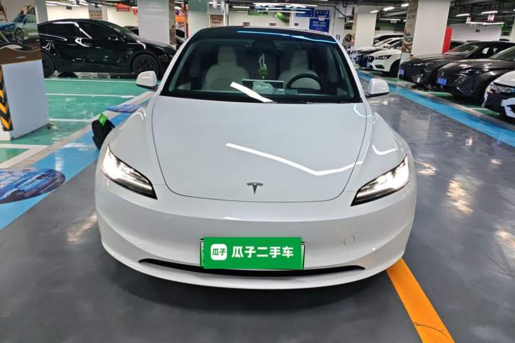 Used Tesla Model 3 2025 Rear-Wheel-Drive Version