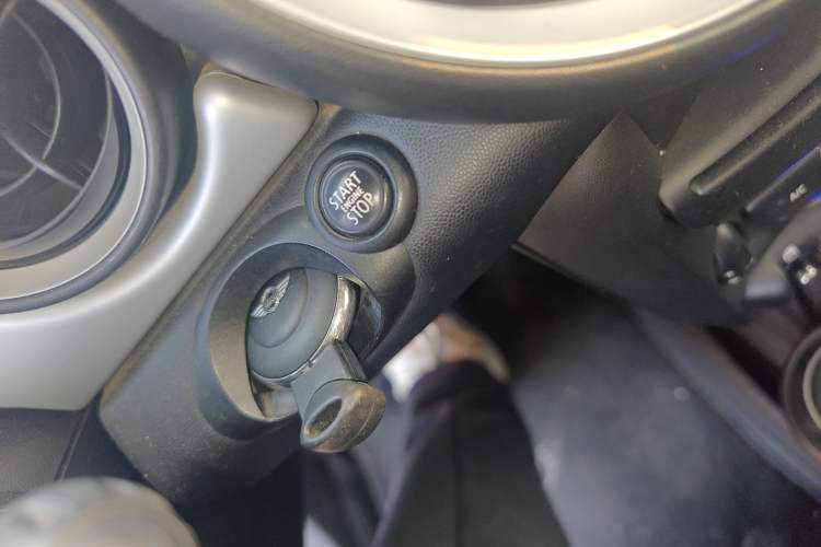 Used MINI 2011 1.6L COOPER Fun