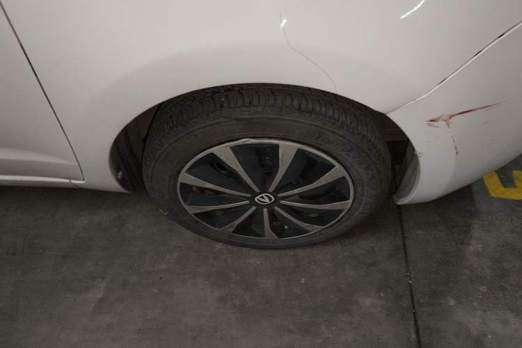 Used CHANGAN Benni E-Star 2021 National Edition Xin Yue Version (Fast-Charging Edition) Lithium Iron Phosphate (31.95 kWh) Right Front Wheel Hub