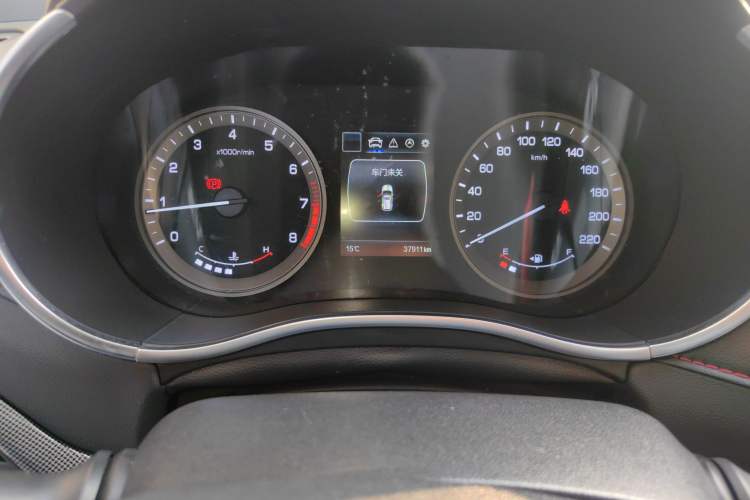 Used Changan CS55 2018 1.5T Manual Colorful Model China V Standard
