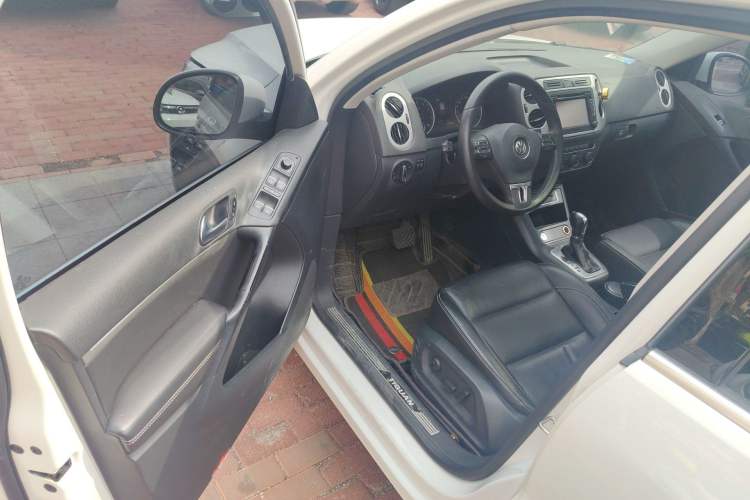 Used Volkswagen Tiguan 2016 300TSI Automatic Two-Wheel Drive Luxury Edition Driver Seat