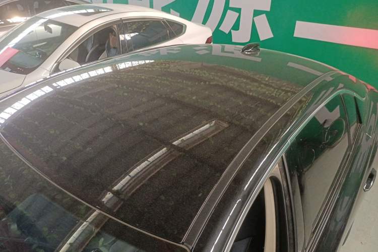 Used Hongqi E-QM5 2023 Base Travel Edition
