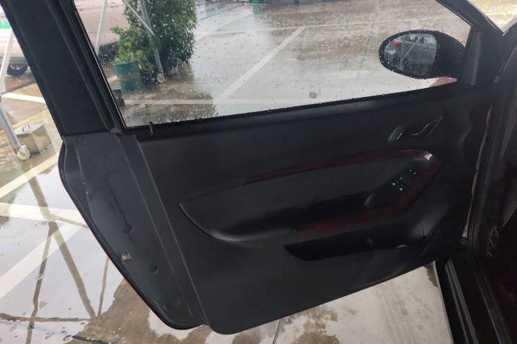 Used Chery New Energy Little Ant 2022 Updated Version Sweet Pink Edition Full-Sugar Version 30.6 kWh 30 kW 301 km