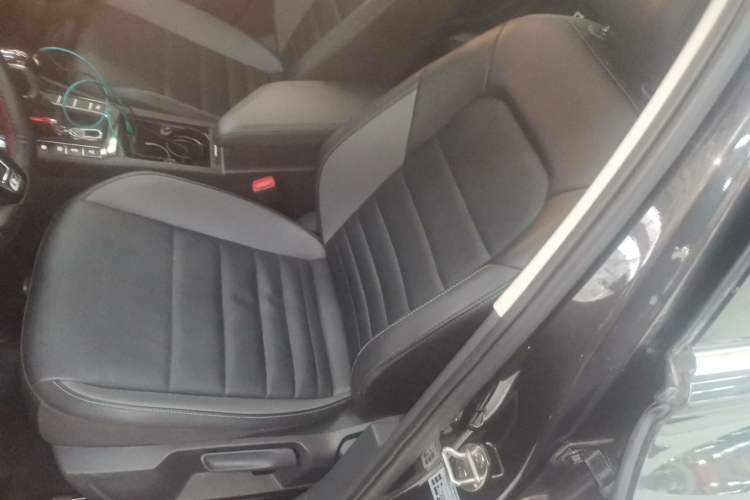 Used Volkswagen Sagitar 2021 280TSI DSG Comfort Connect Edition Left Front Seat