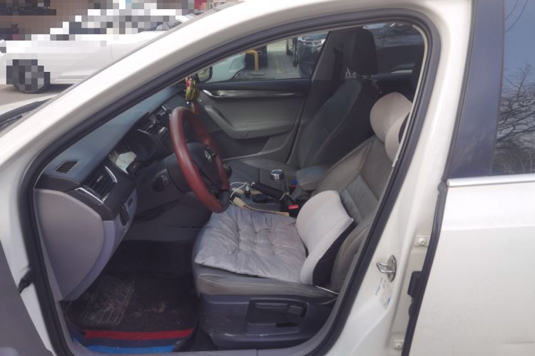 Used Skoda Octavia 2015 1.4TSI Manual Yijun Edition Left Front Seat