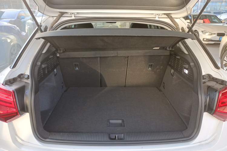 Used Audi Q2L 2023 35TFSI Progressive Dynamic Edition
