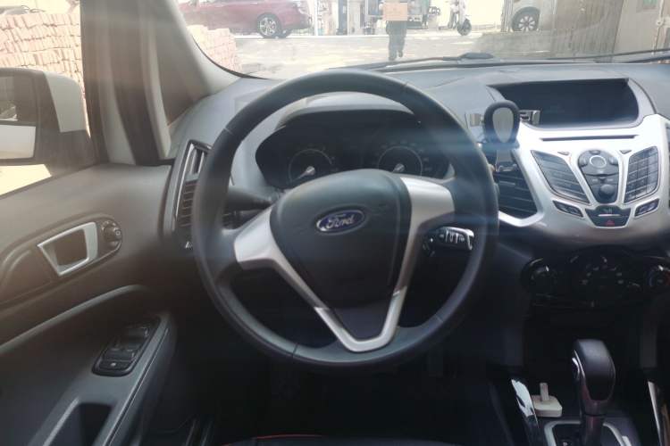 Used Ford EcoSport 2013 1.5L Automatic Fashion Model

