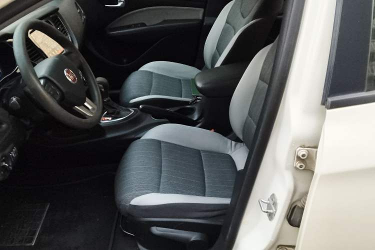 Used Fiat Viaggio 2015 1.4T Automatic Enjoyment Edition