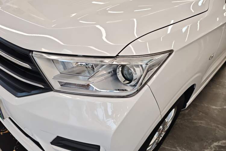 Used Wuling Hongguang 2019 1.5L S Standard Version China VI LAR