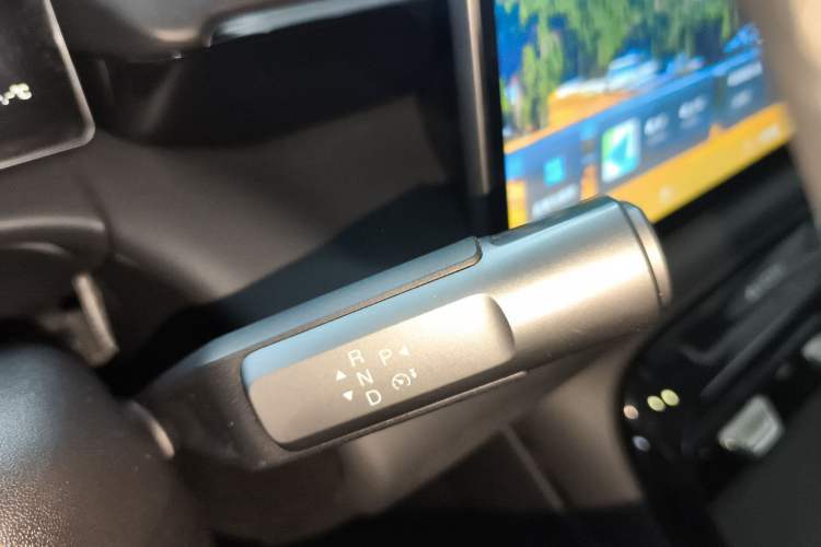 Used AION V 2024 Aion Tyrannosaurus 650 LiDAR Edition
