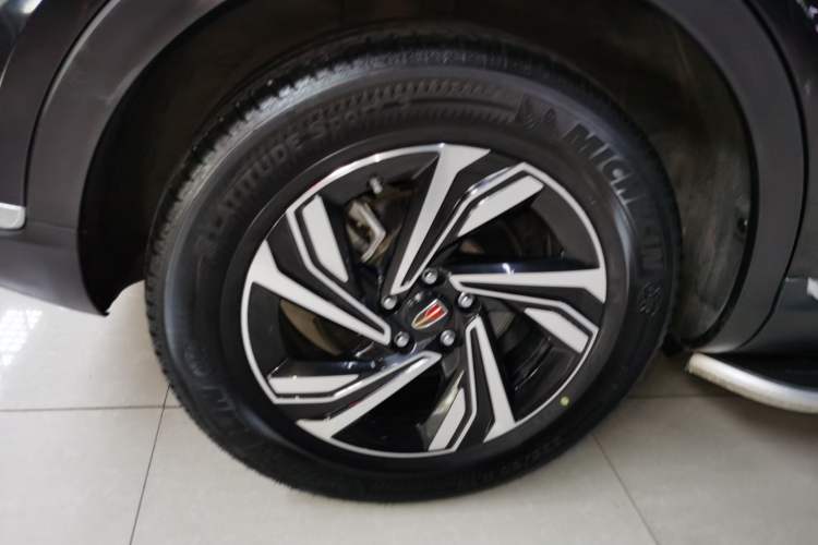 Used Hongqi HS5 2022 Revised Version 2.0T Smart Connect Flagship Edition

