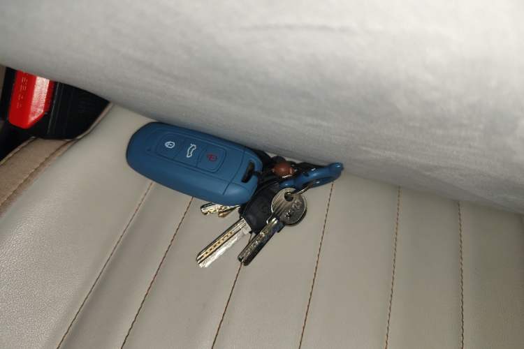 Used Geely Galaxy Panda 2023 Panda Mini 200km Endurance Bear
