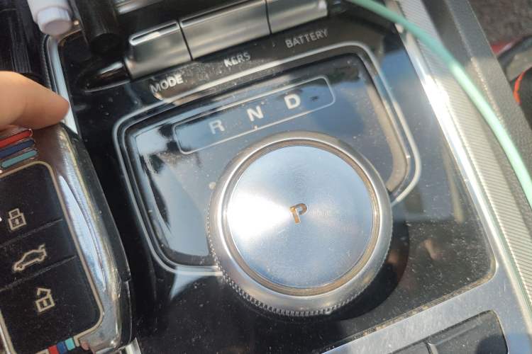 Used Roewe i6 New Energy 2017 45T Hybrid Connect & Smart Enjoyment Edition Gear Lever