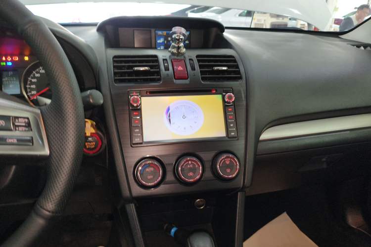 Used Subaru XV 2014 2.0i Elite Edition