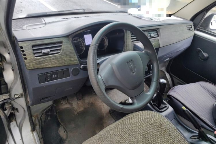 Used Jinbei Hiace X30 2020 1.5L Van Super-Enjoyment Model China VI Standard SWC15M