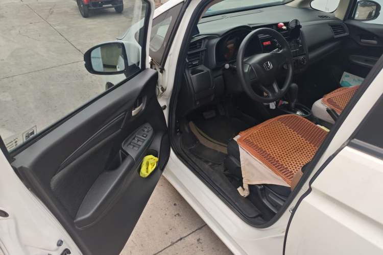 Used Honda Fit 2014 1.5L LX CVT Comfort Model
