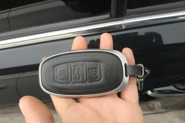 Used Hongqi H7 2018 2.0T Elite Edition
