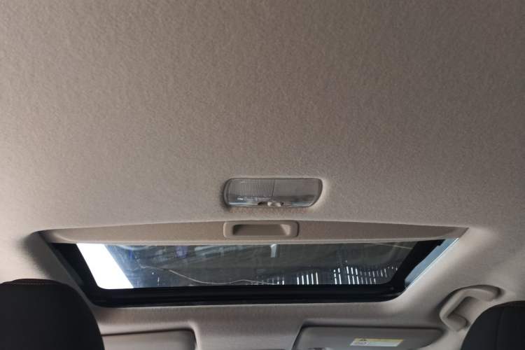 Used Honda Fit 2018 1.5L CVT Trendy Run+ Edition Headliner