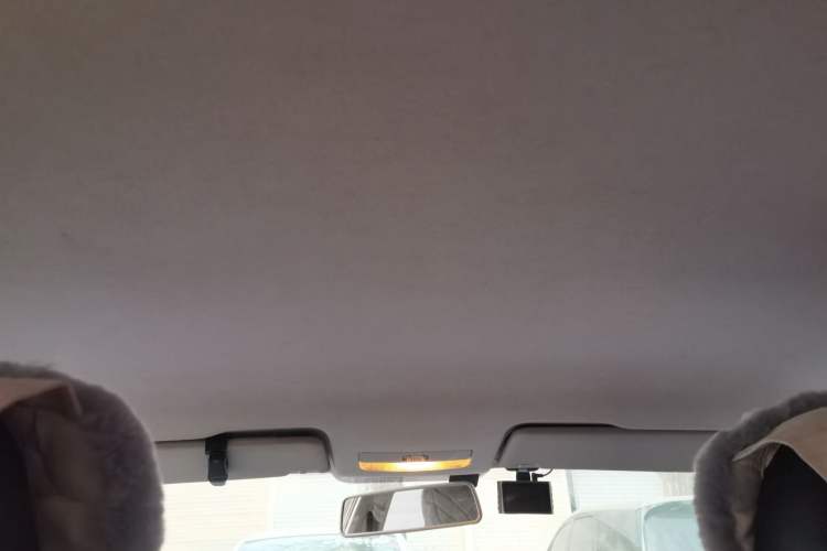 Used Volkswagen Santana 2015 1.6L Automatic Fashion Edition