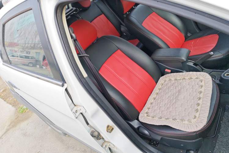 Used Dongfeng Aeolus H30 2013 CROSS 1.6L Manual Luxury Model
