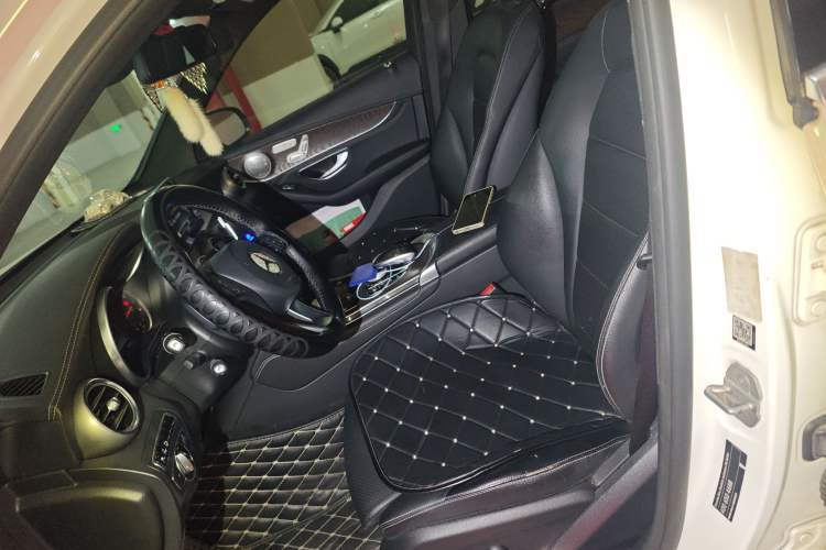 Used Mercedes-Benz GLC 2016 GLC 300 4MATIC Dynamic Model