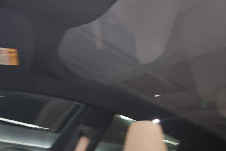 Used Nio ET5T 2023 75 kWh Touring Headliner