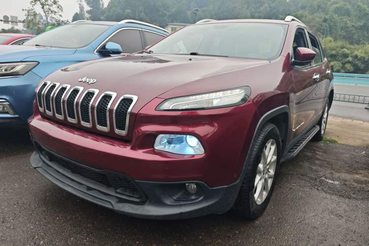 Used Jeep Cherokee 2016 2.4L Leading Edition