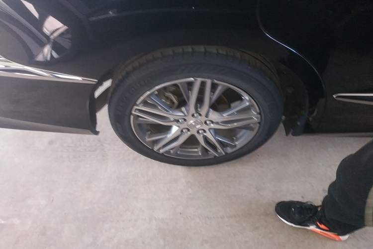 Used Honda Elysion 2019 2.0L Hybrid Luxury Edition Right Rear Wheel Hub